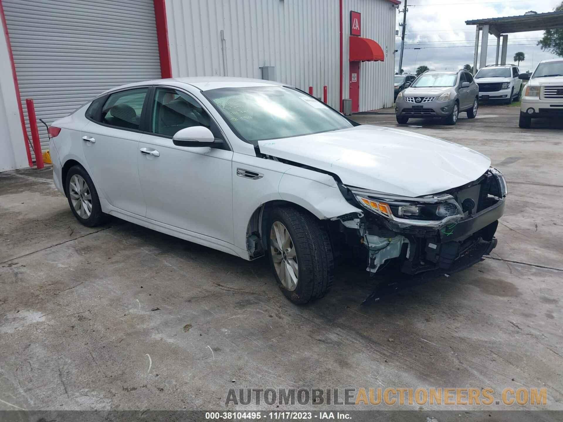 5XXGT4L31JG252679 KIA OPTIMA 2018