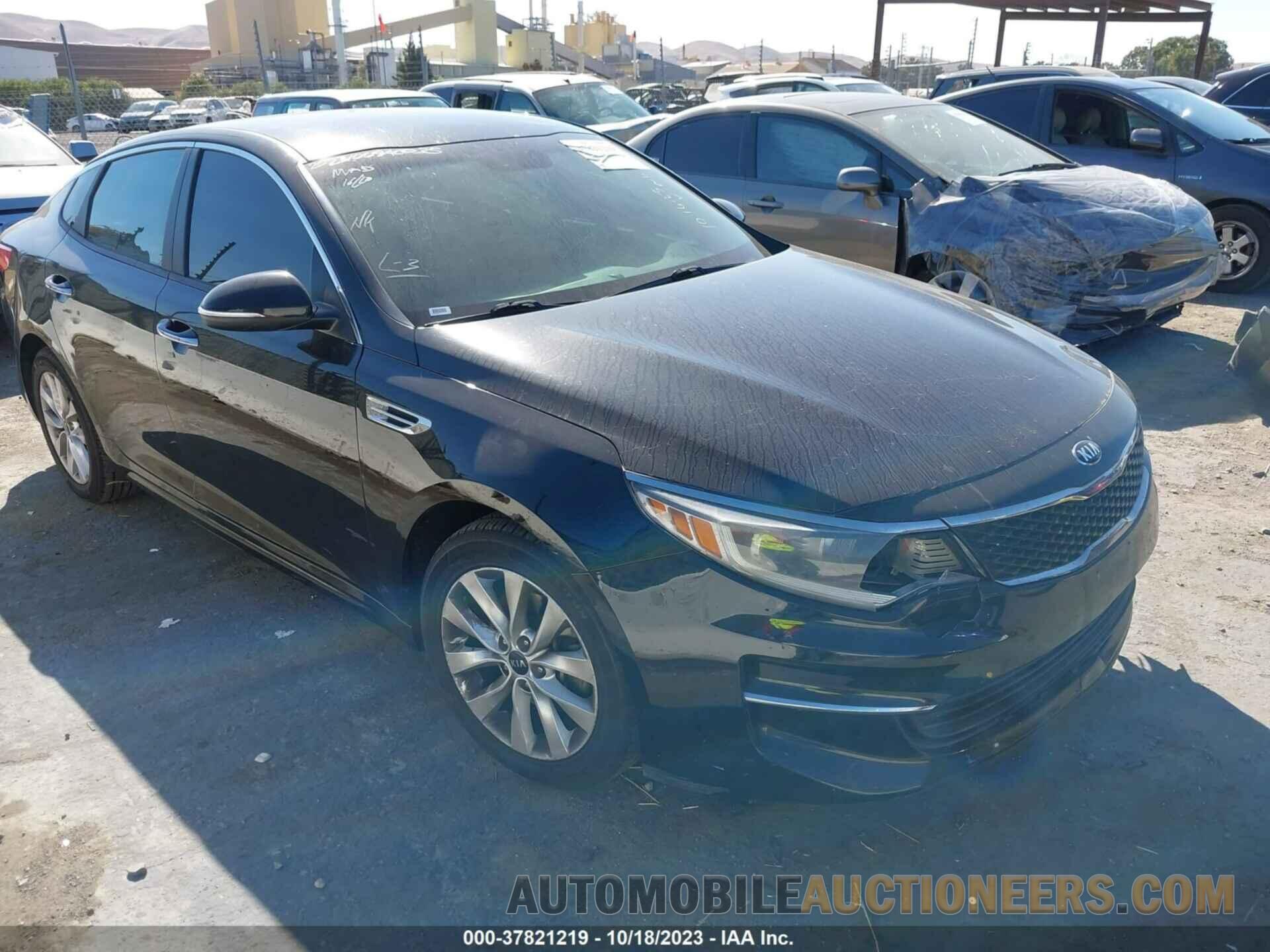 5XXGT4L31JG267943 KIA OPTIMA 2018