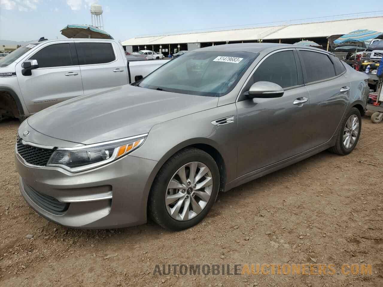 5XXGT4L31JG273032 KIA OPTIMA 2018