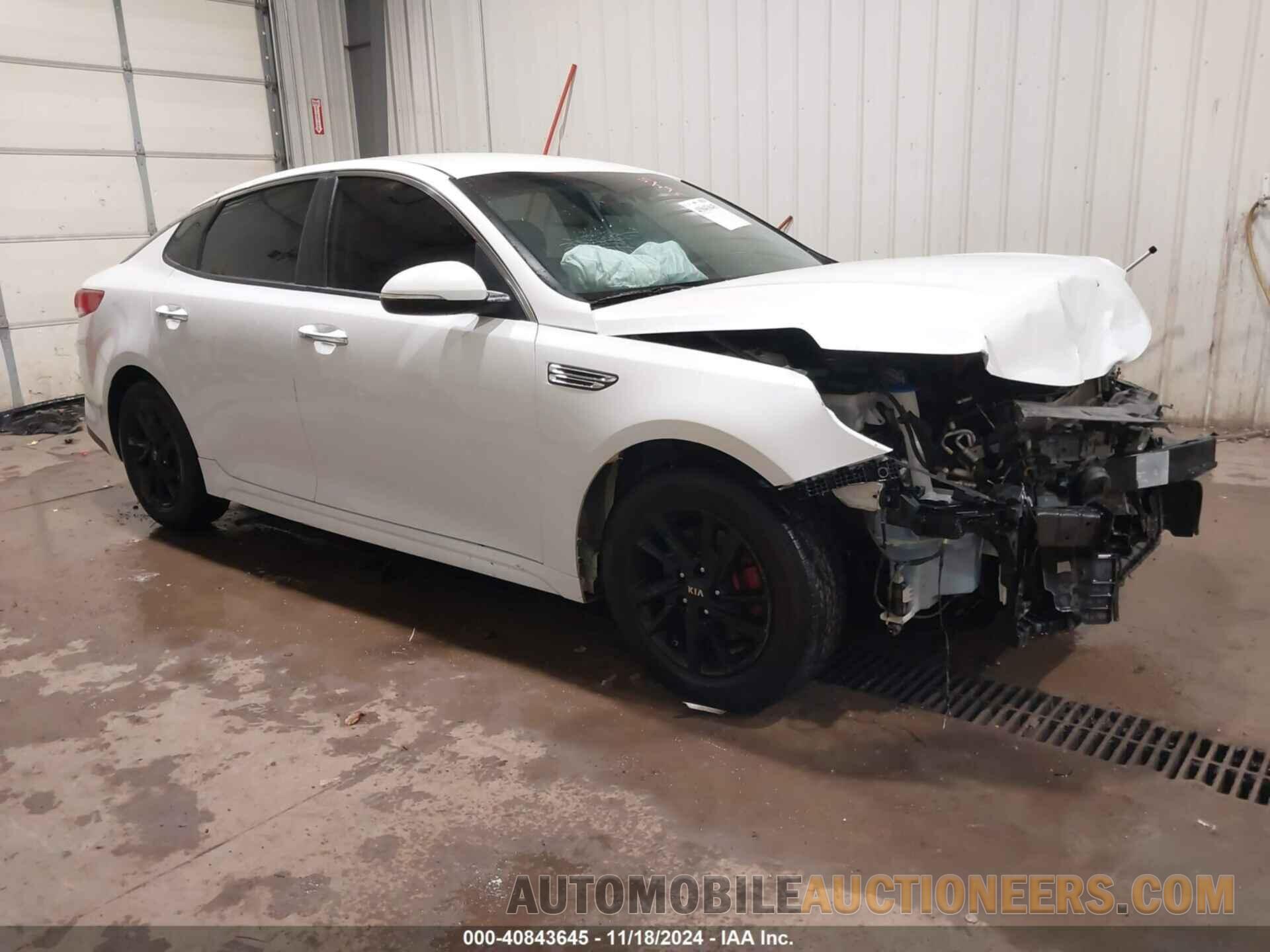 5XXGT4L31LG382979 KIA OPTIMA 2020