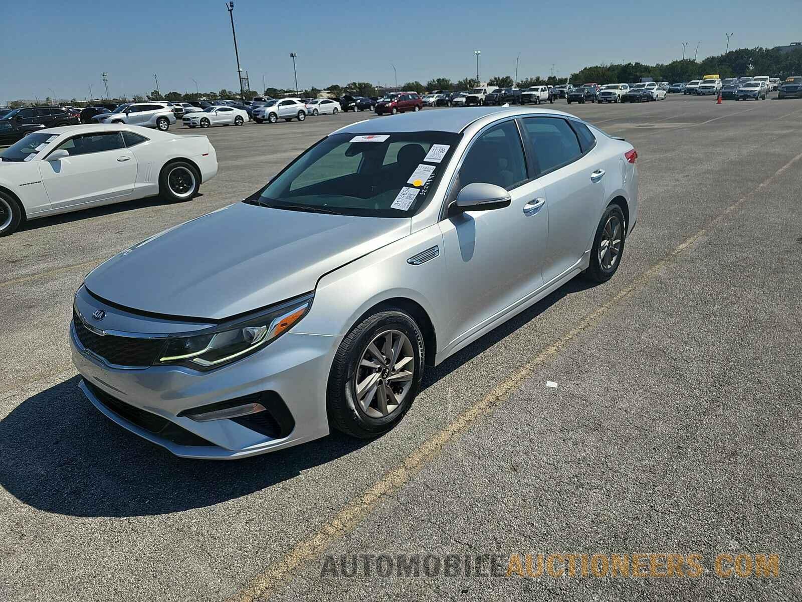 5XXGT4L31LG389074 Kia Optima 2020