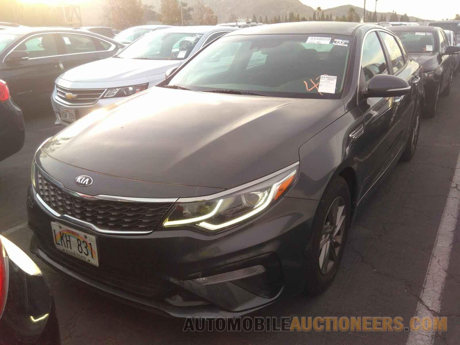 5XXGT4L31LG389186 Kia Optima 2020