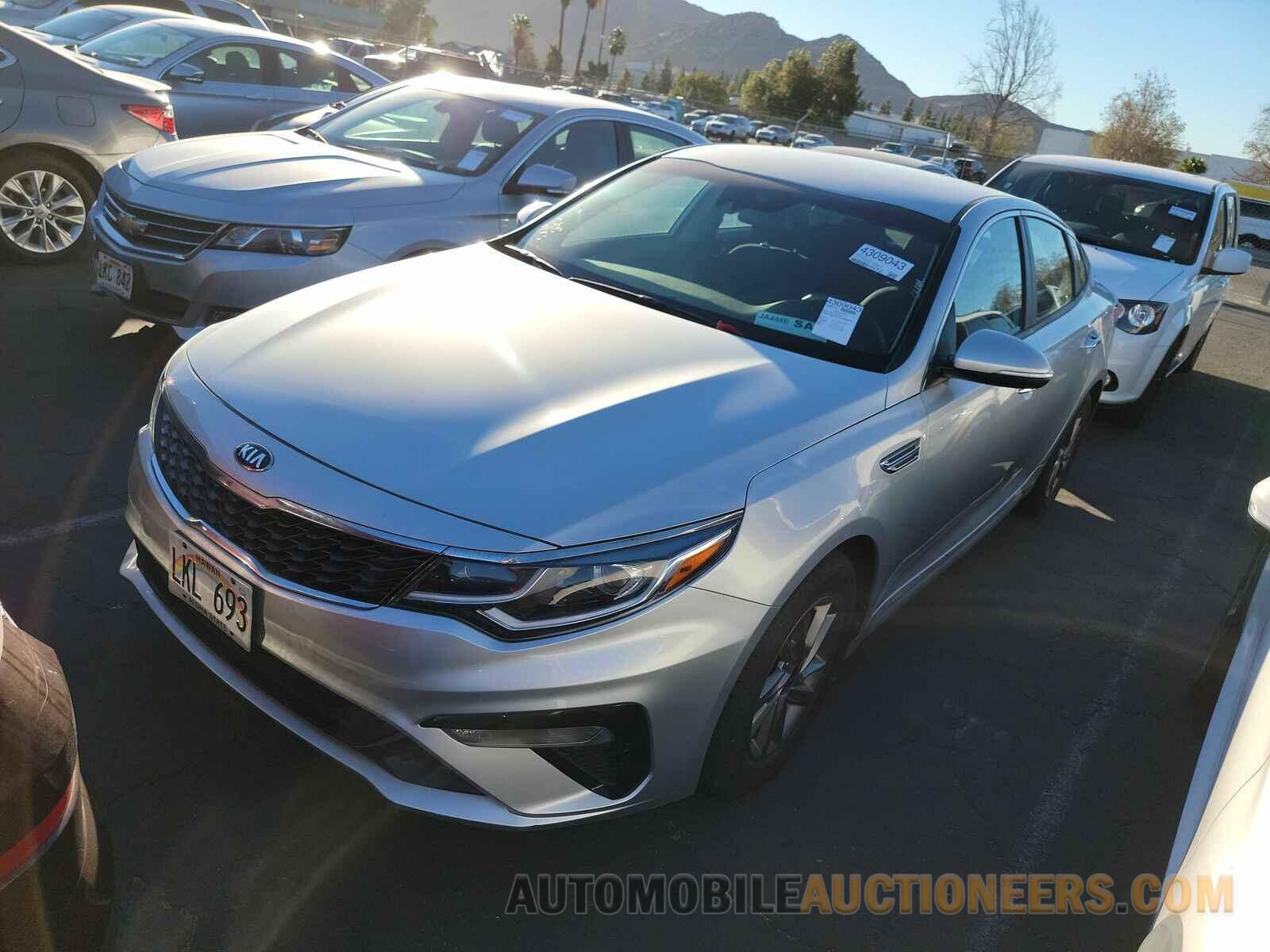 5XXGT4L31LG389818 Kia Optima 2020