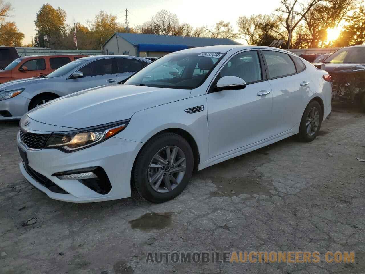 5XXGT4L31LG398678 KIA OPTIMA 2020