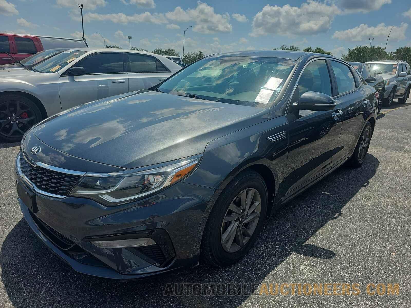 5XXGT4L31LG429556 Kia Optima 2020