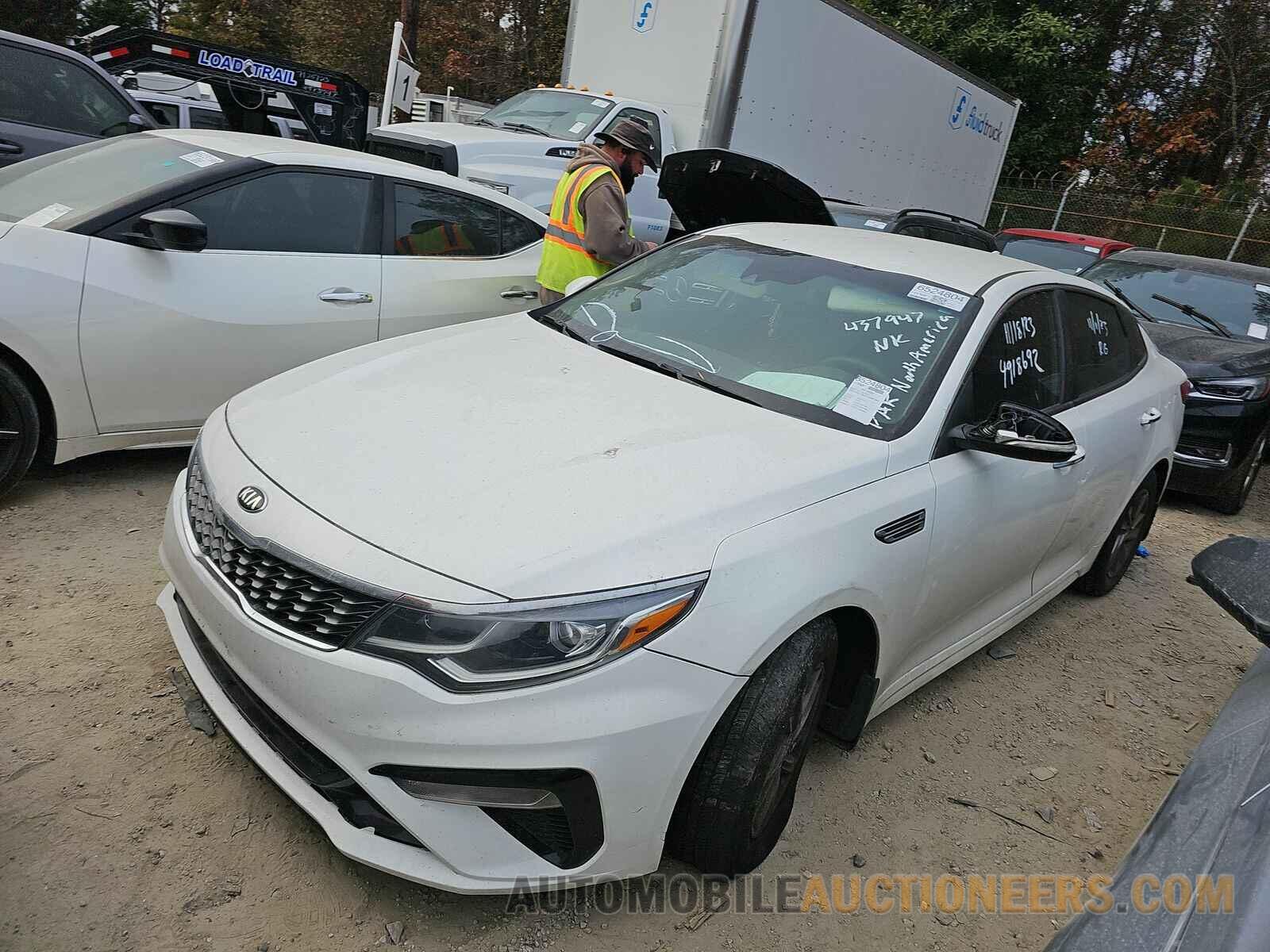 5XXGT4L31LG437947 Kia Optima 2020