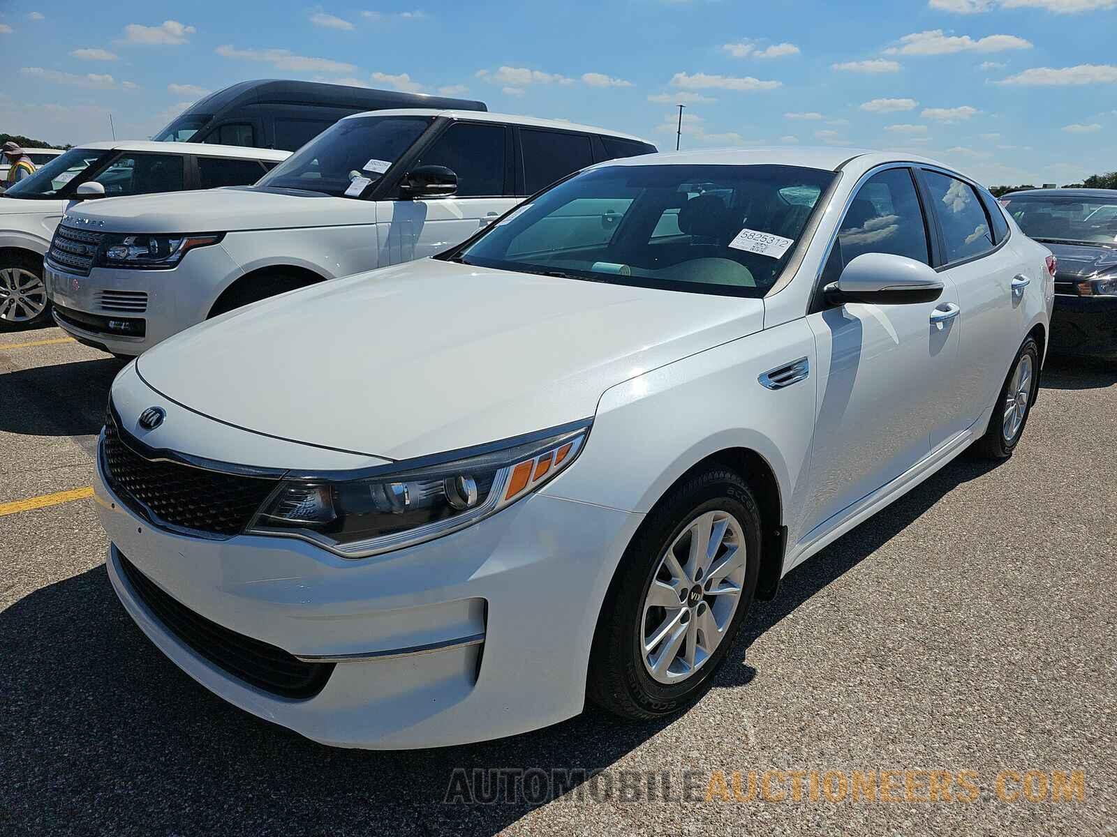 5XXGT4L32GG043282 Kia Optima 2016