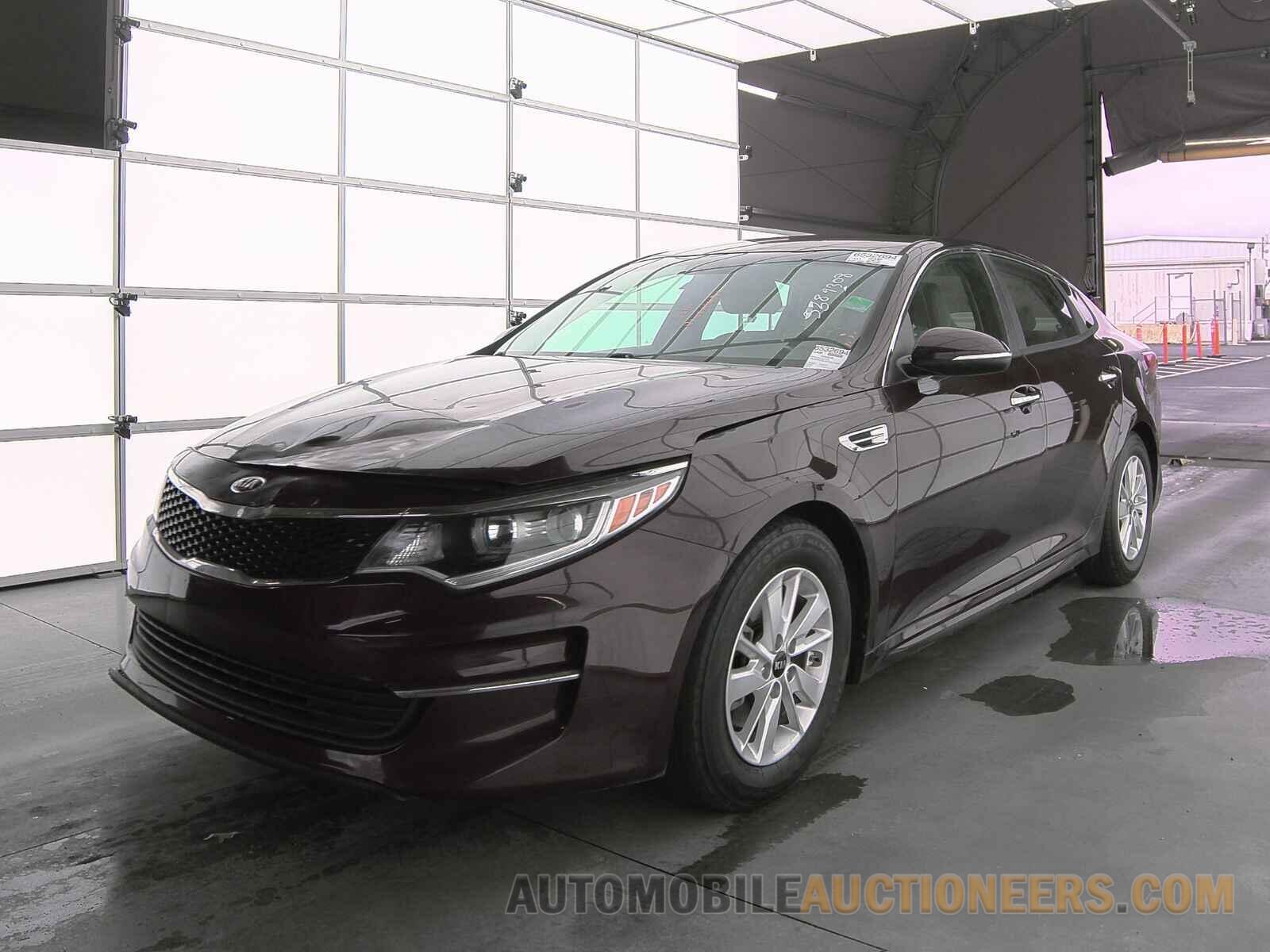 5XXGT4L32GG111807 Kia Optima 2016