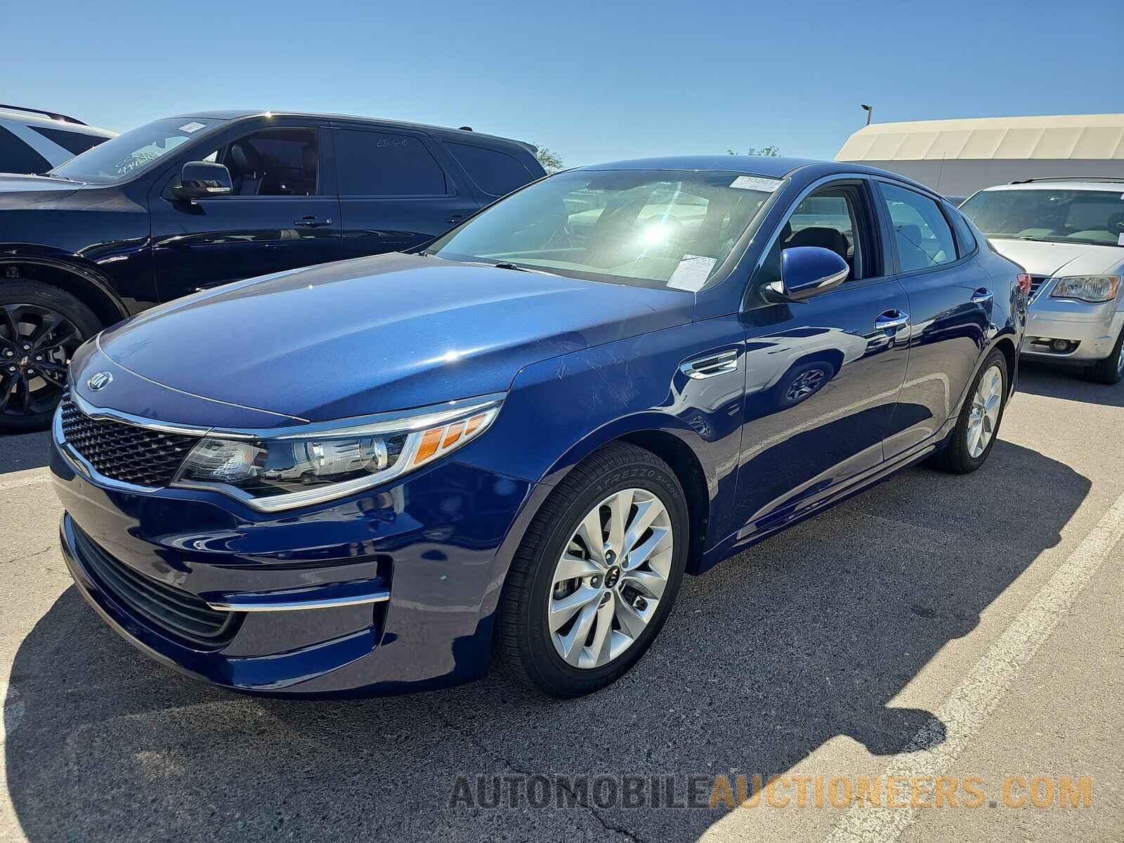 5XXGT4L32HG130200 Kia Optima 2017