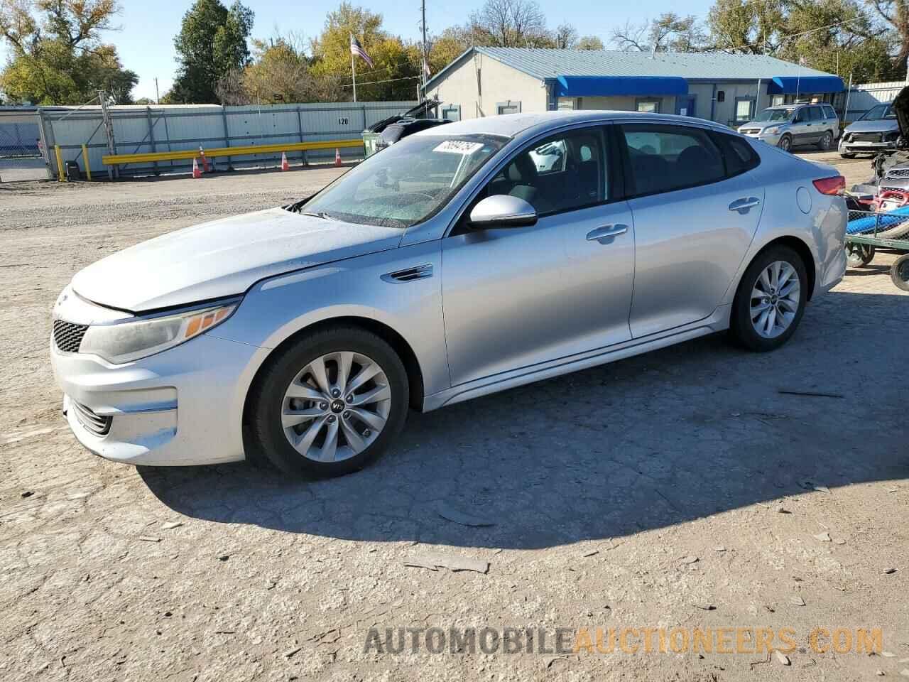 5XXGT4L32HG138989 KIA OPTIMA 2017