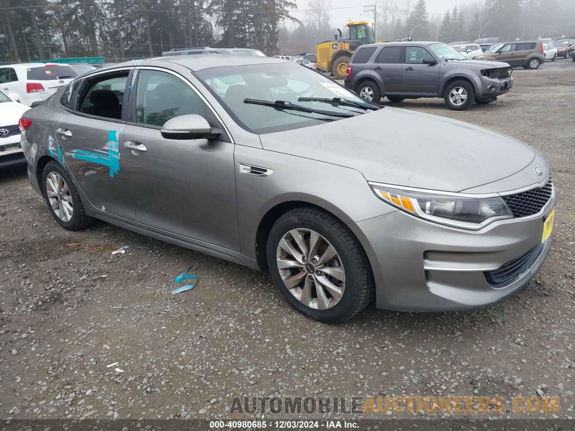 5XXGT4L32HG171202 KIA OPTIMA 2017