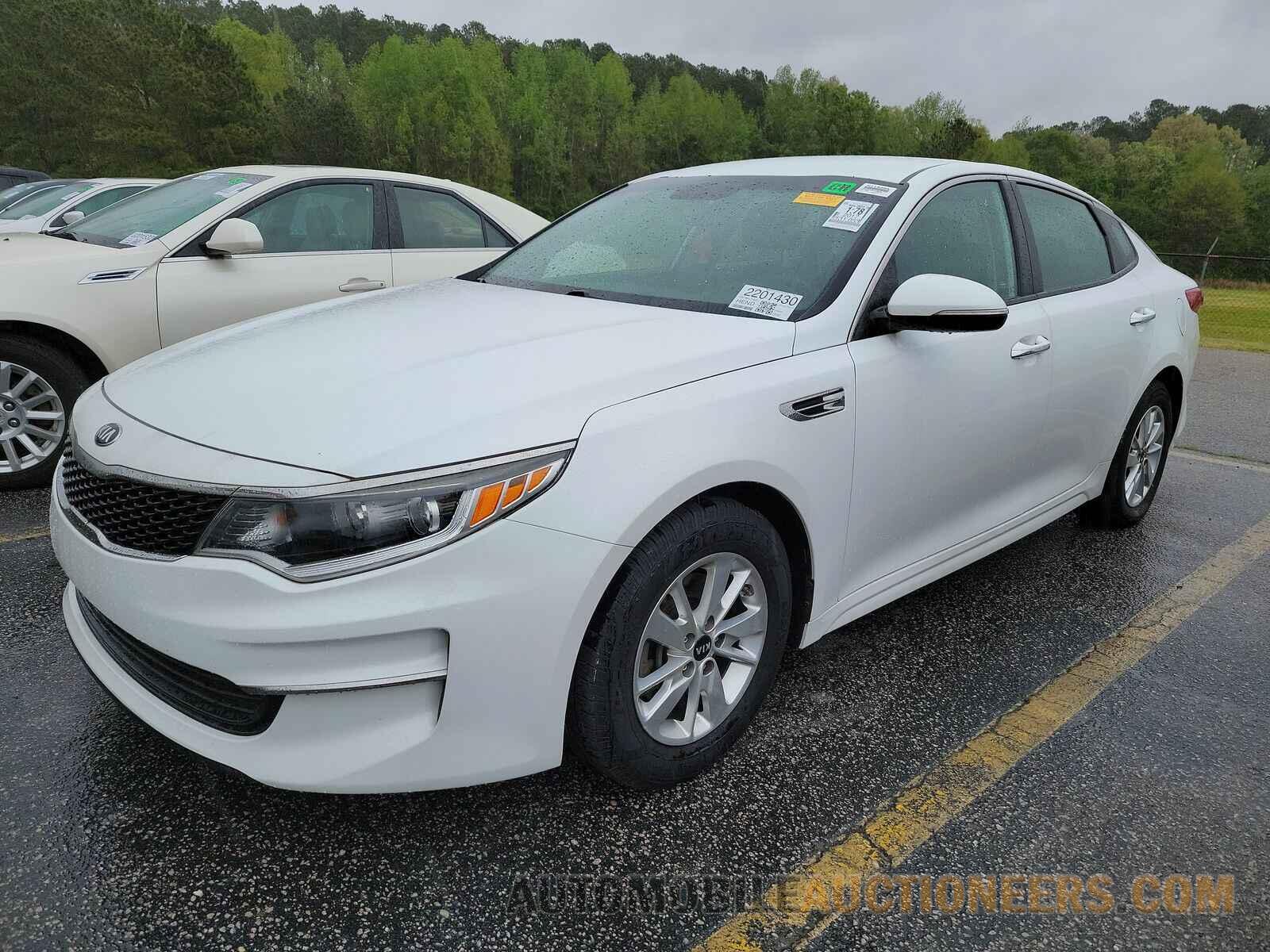 5XXGT4L32HG172026 Kia Optima 2017