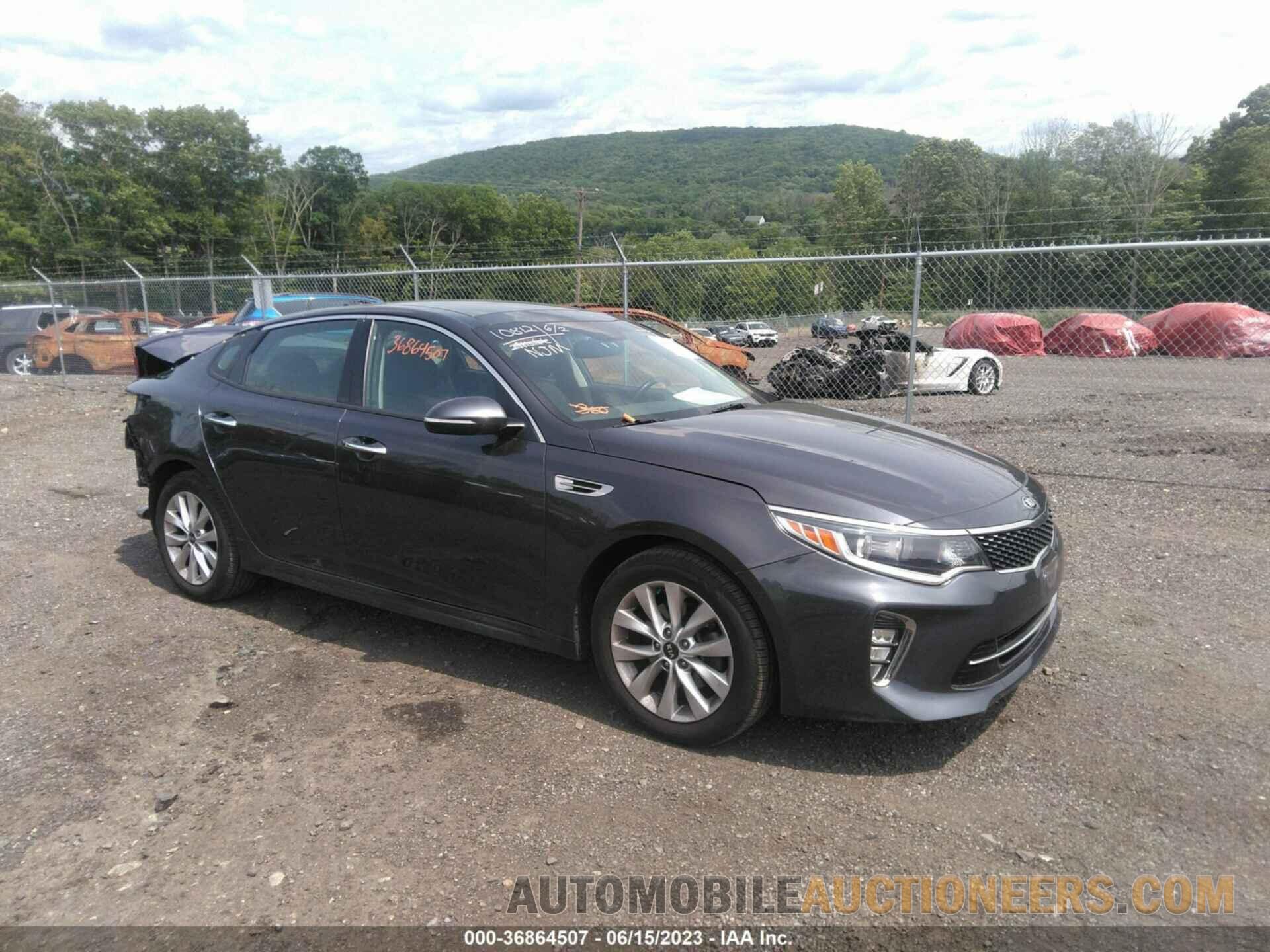 5XXGT4L32JG187745 KIA OPTIMA 2018