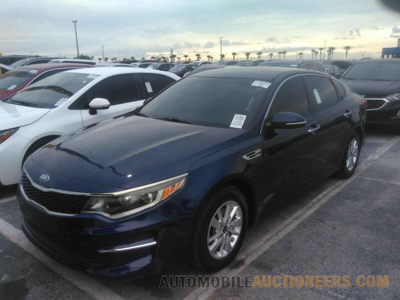 5XXGT4L32JG191178 Kia Optima 2018