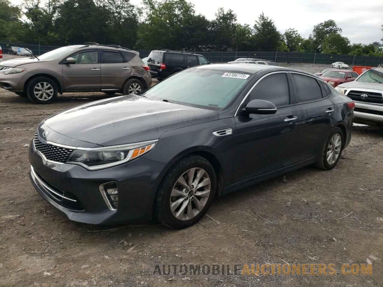 5XXGT4L32JG205693 KIA OPTIMA 2018