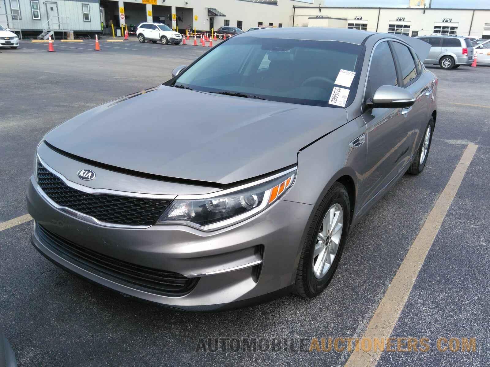 5XXGT4L32JG206259 Kia Optima 2018