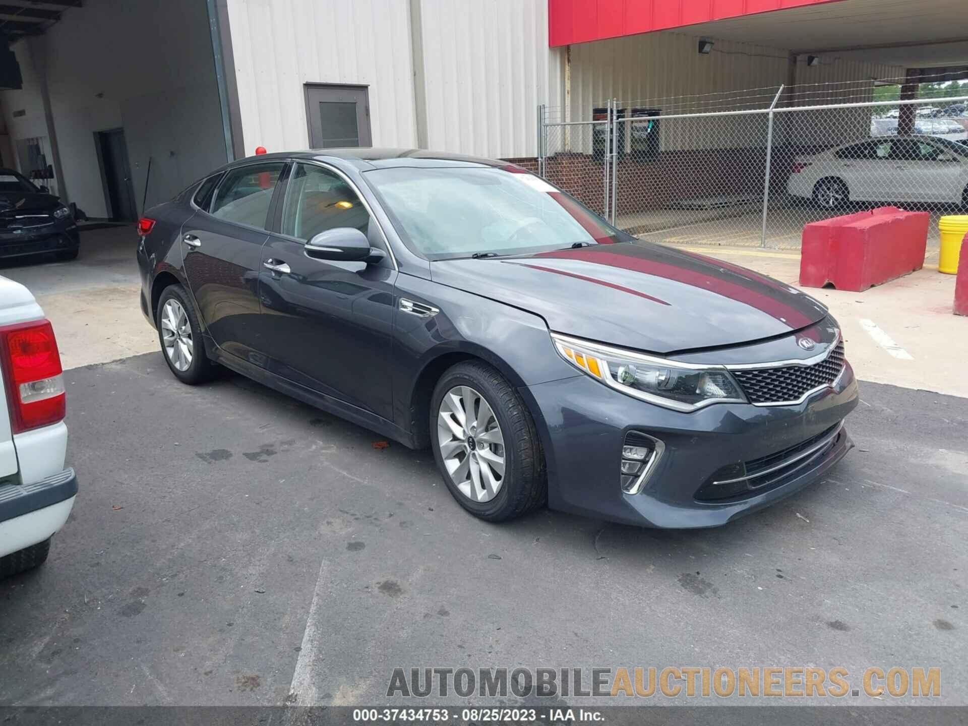 5XXGT4L32JG208576 KIA OPTIMA 2018