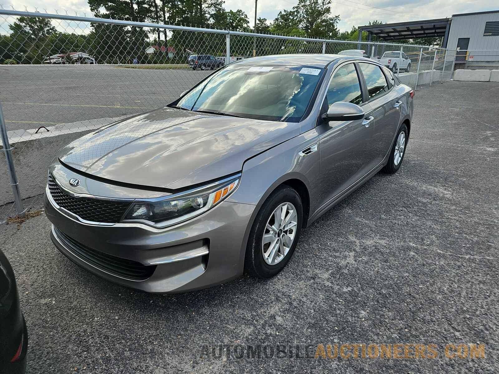 5XXGT4L32JG218413 Kia Optima 2018