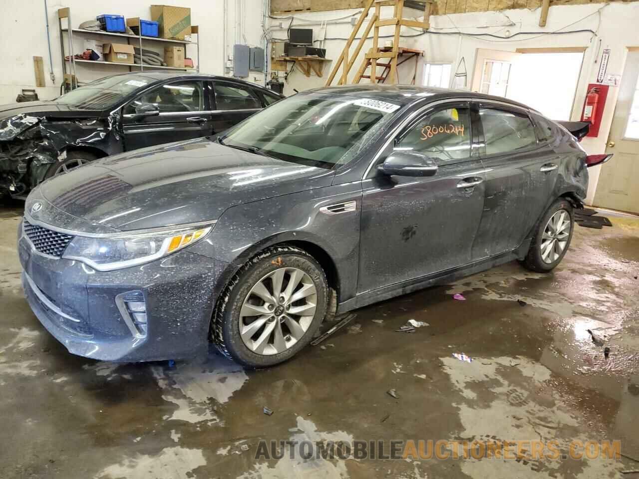 5XXGT4L32JG233722 KIA OPTIMA 2018