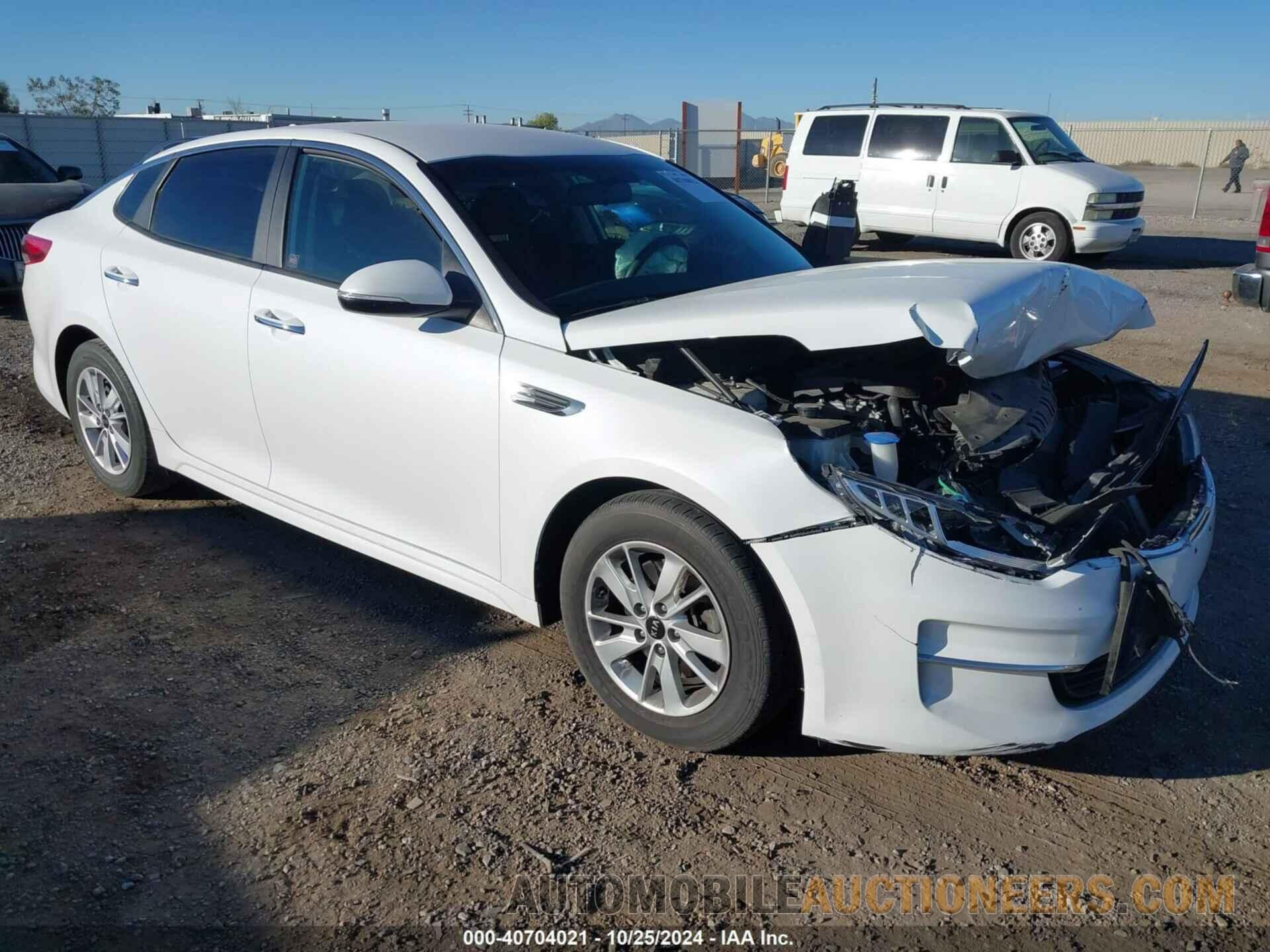 5XXGT4L32JG237057 KIA OPTIMA 2018