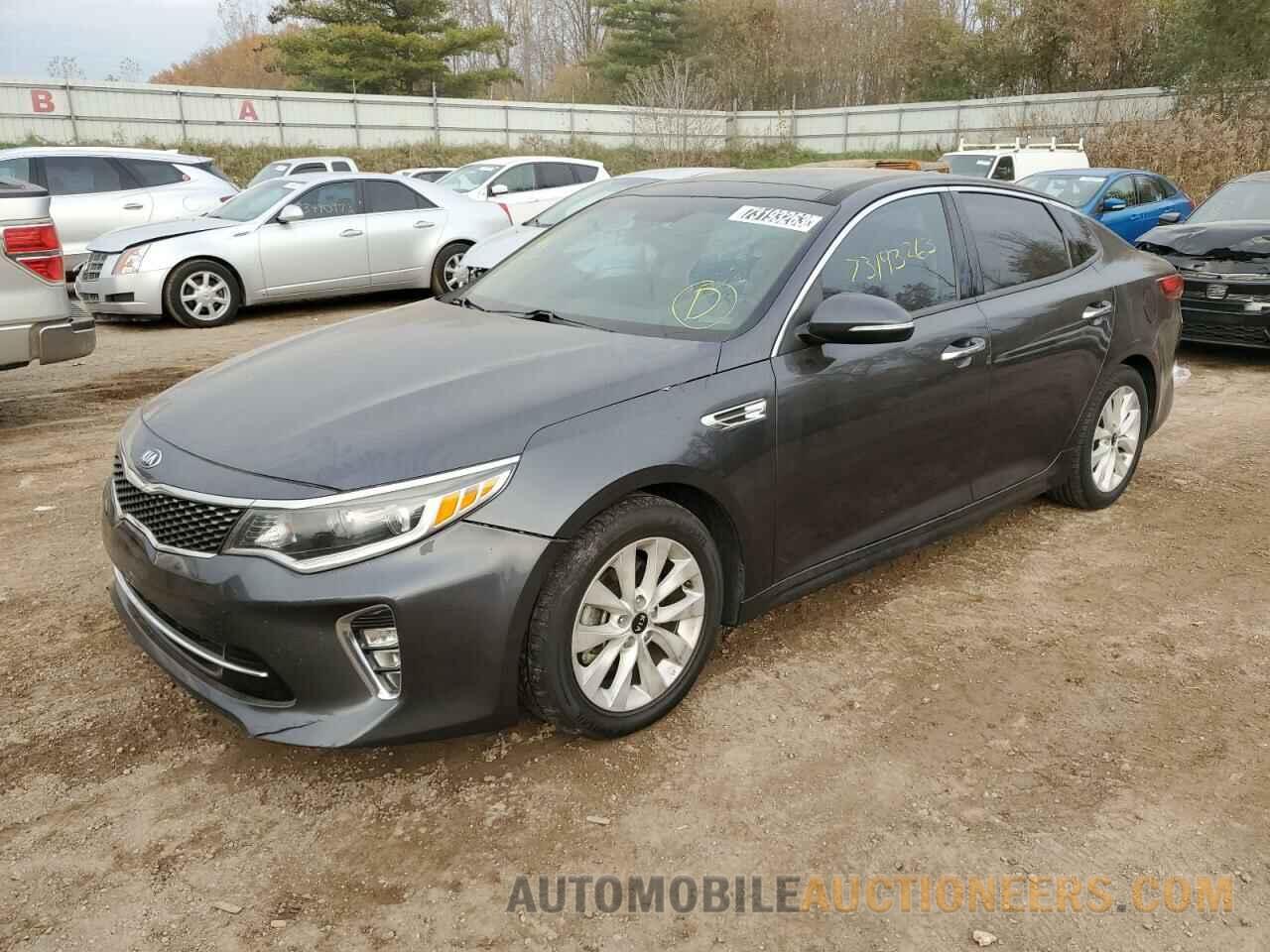 5XXGT4L32JG240590 KIA OPTIMA 2018