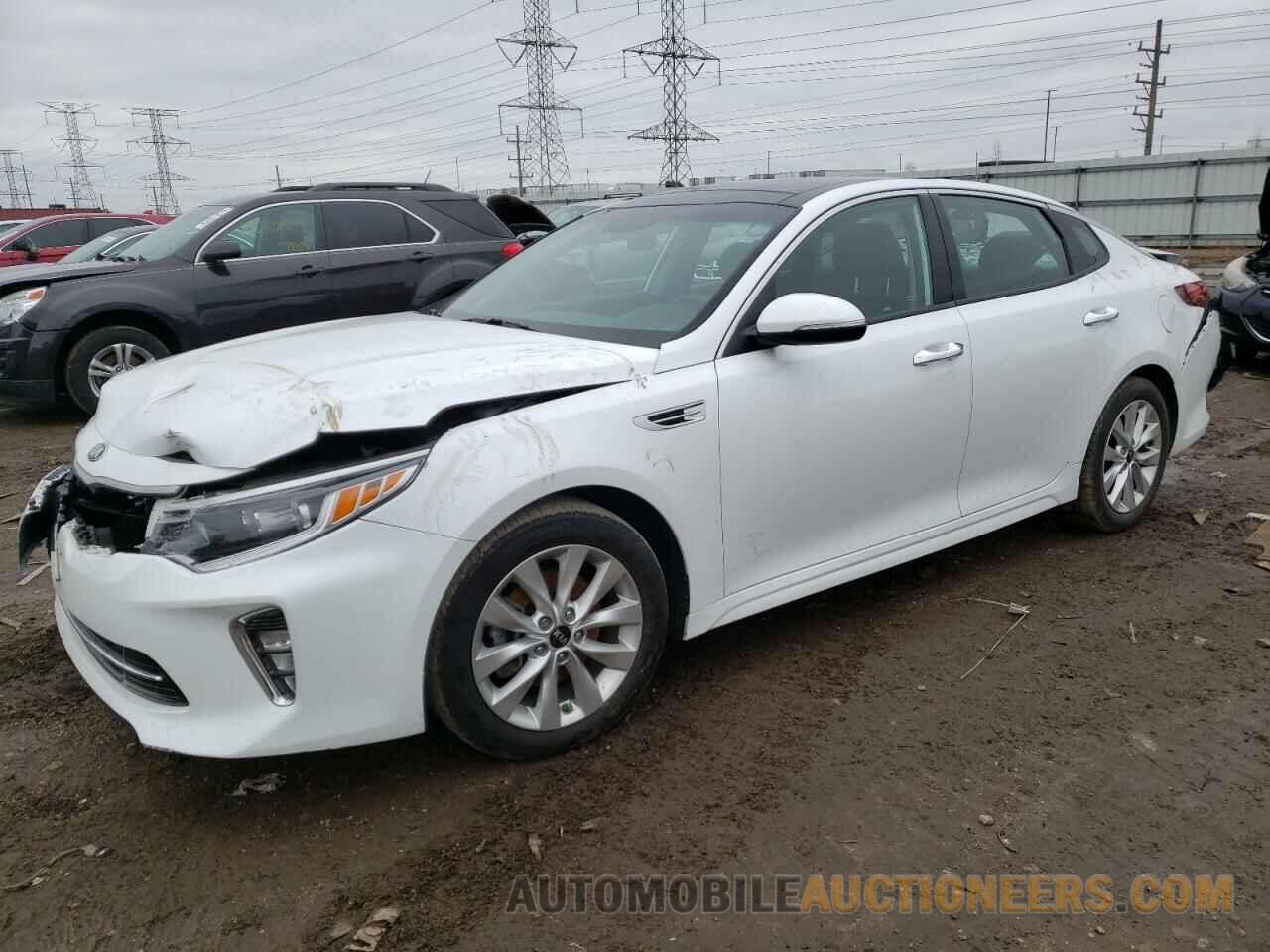 5XXGT4L32JG246017 KIA OPTIMA 2018