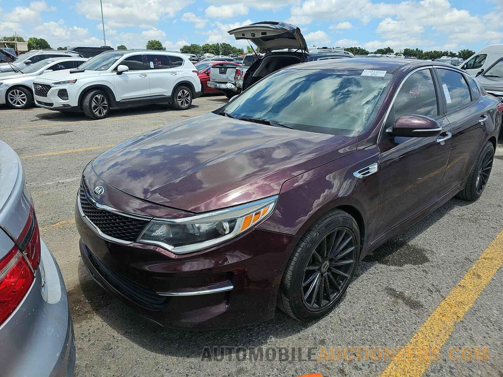 5XXGT4L32JG253162 Kia Optima 2018