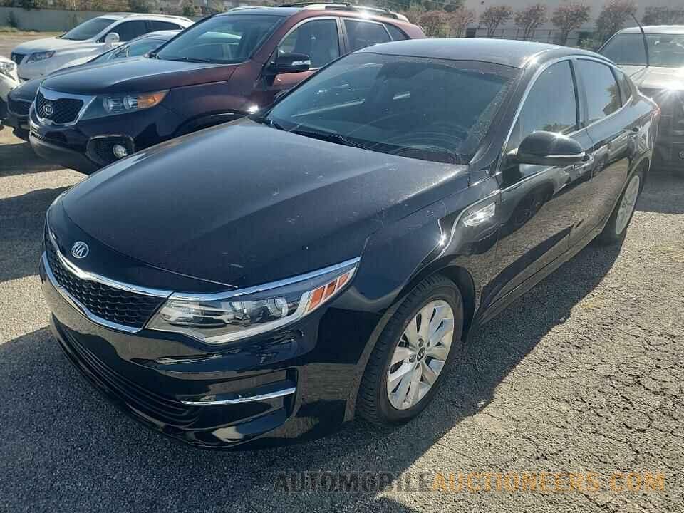 5XXGT4L32JG253694 Kia Optima 2018