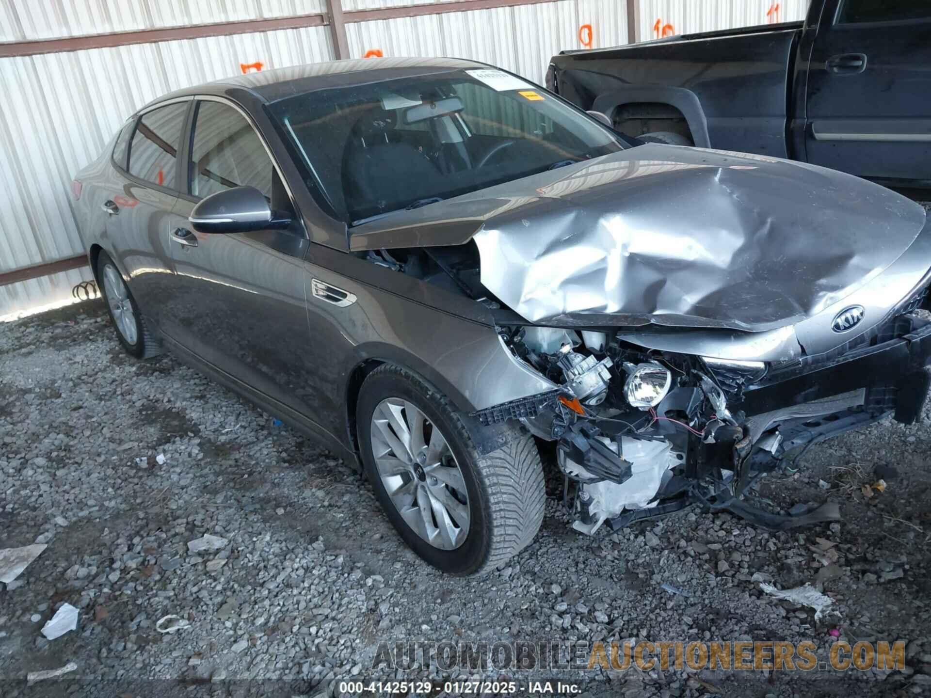 5XXGT4L32JG254800 KIA OPTIMA 2018