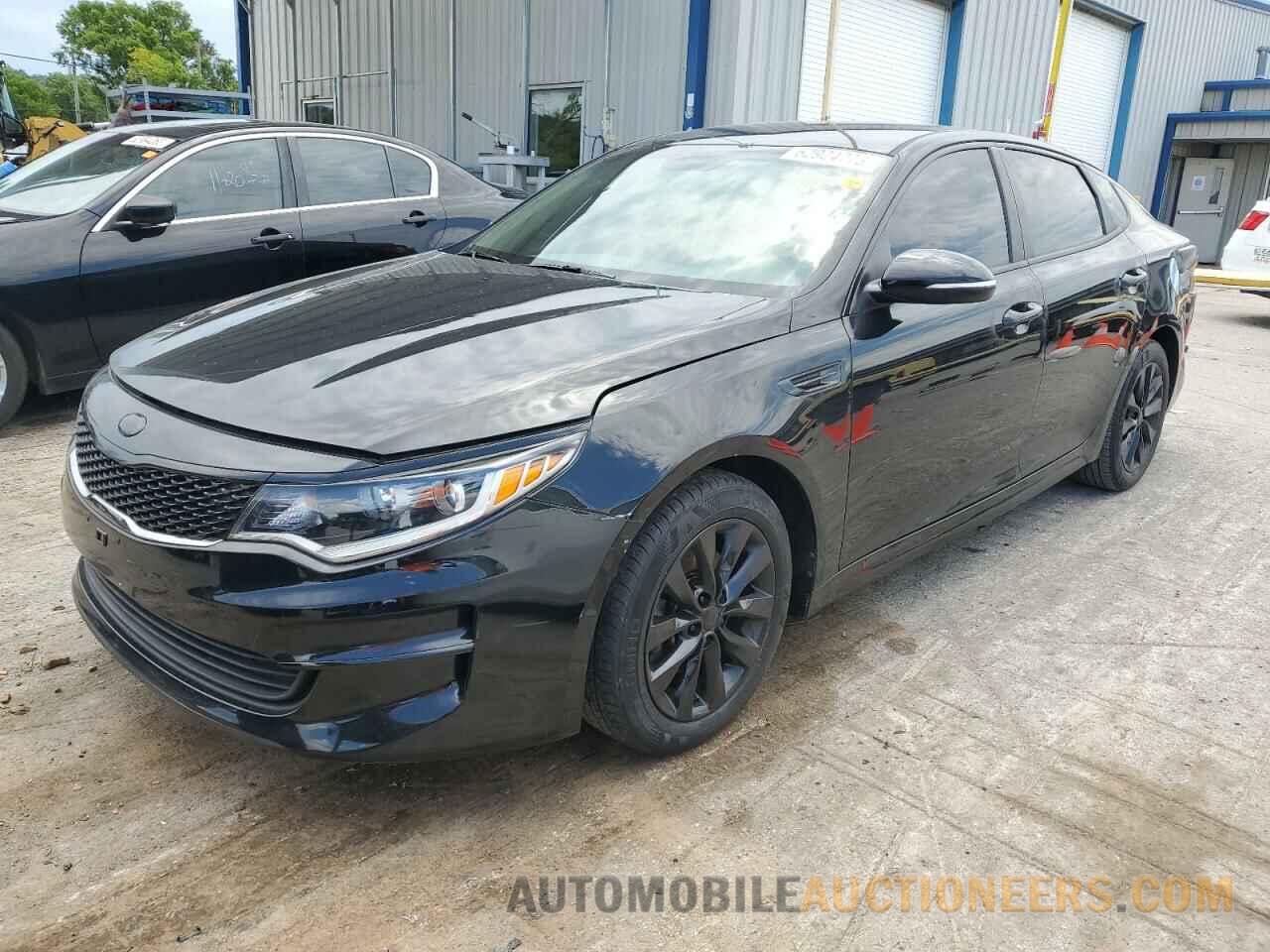 5XXGT4L32JG256708 KIA OPTIMA 2018