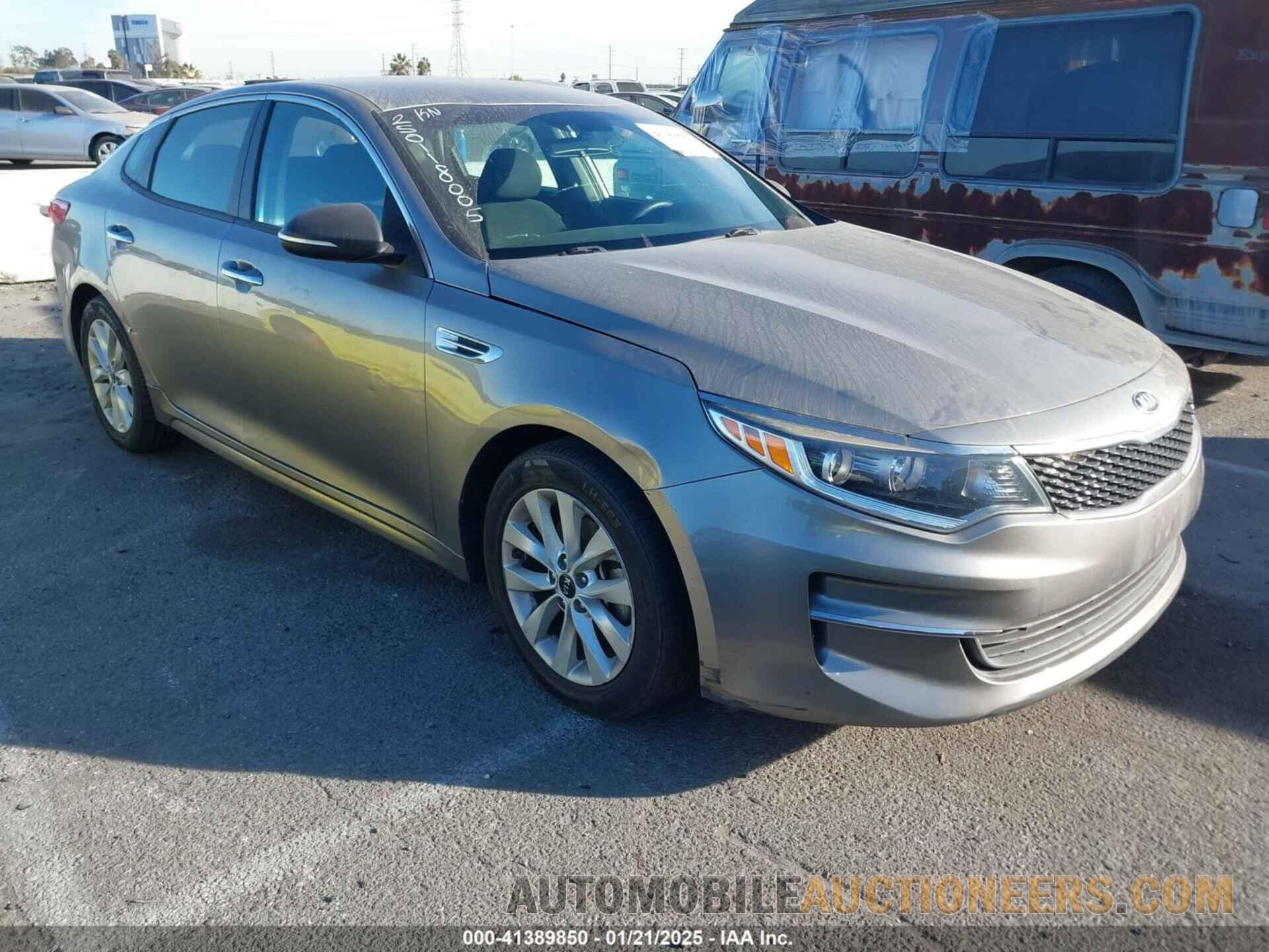 5XXGT4L32JG256921 KIA OPTIMA 2018