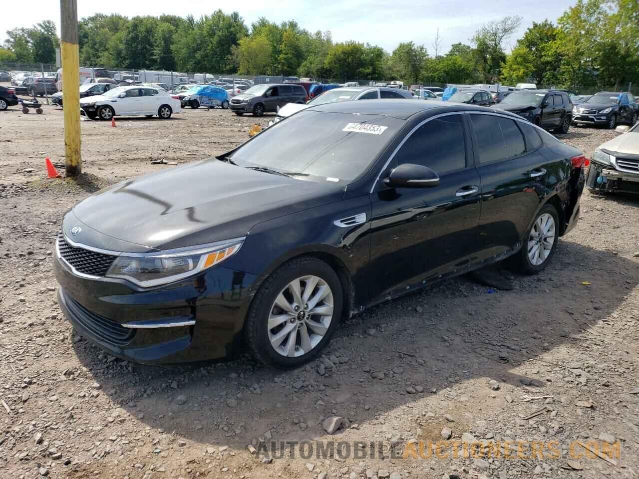 5XXGT4L32JG258264 KIA OPTIMA 2018