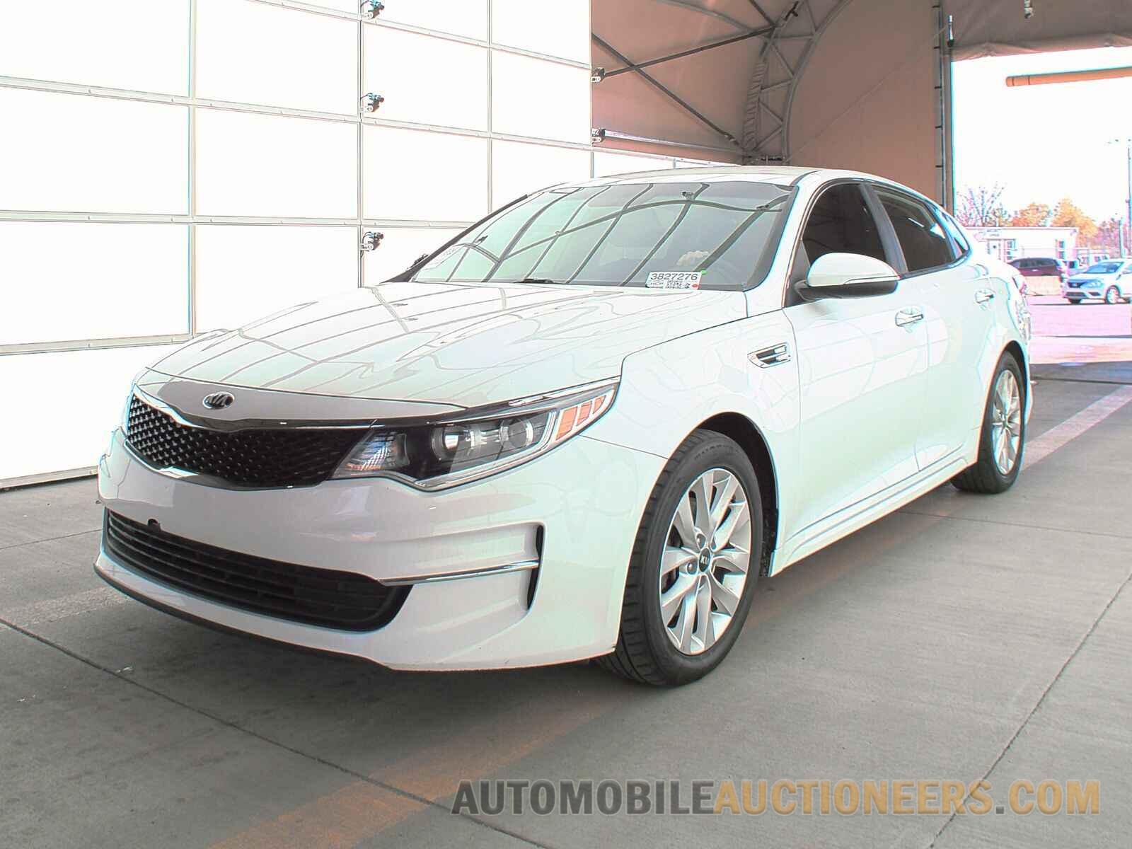 5XXGT4L32JG259415 Kia Optima 2018