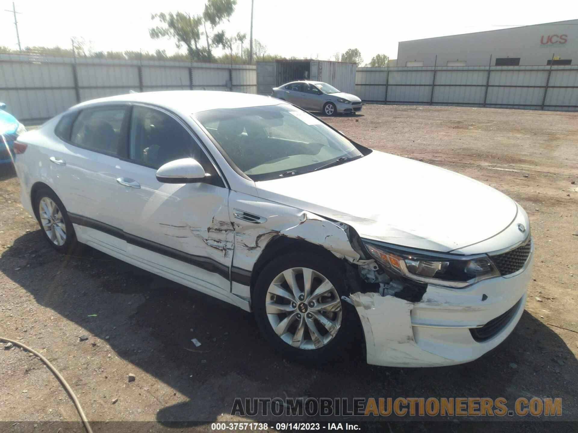 5XXGT4L32JG260905 KIA OPTIMA 2018