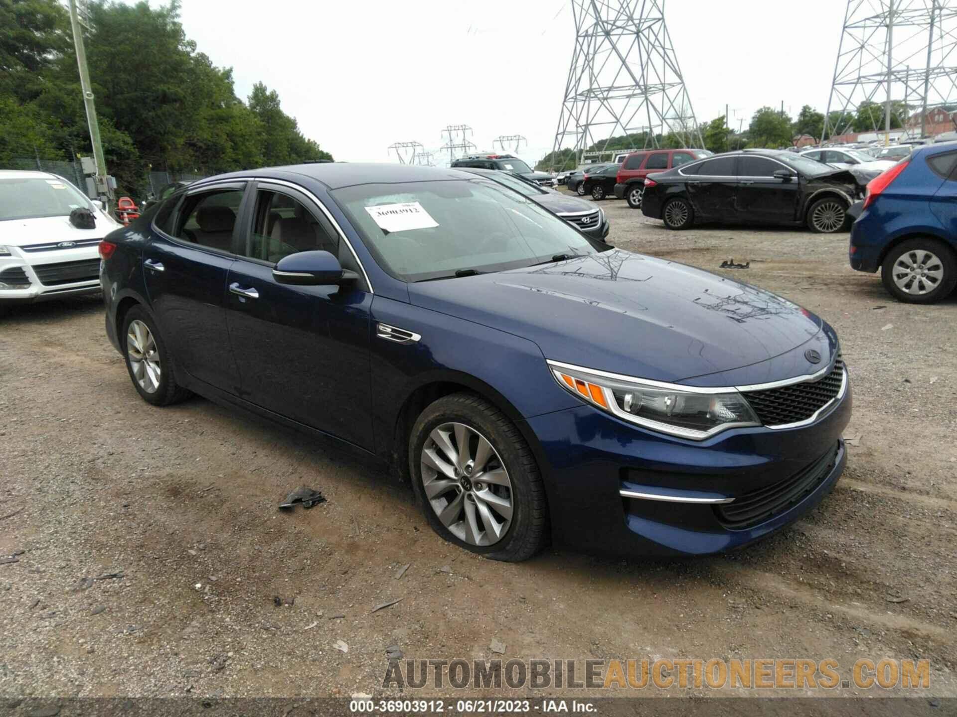 5XXGT4L32JG267143 KIA OPTIMA 2018