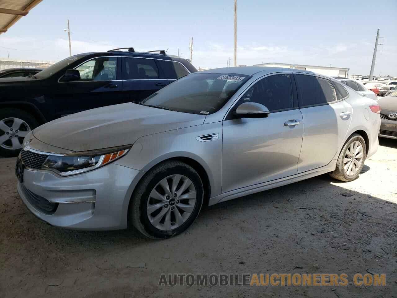 5XXGT4L32JG267336 KIA OPTIMA 2018