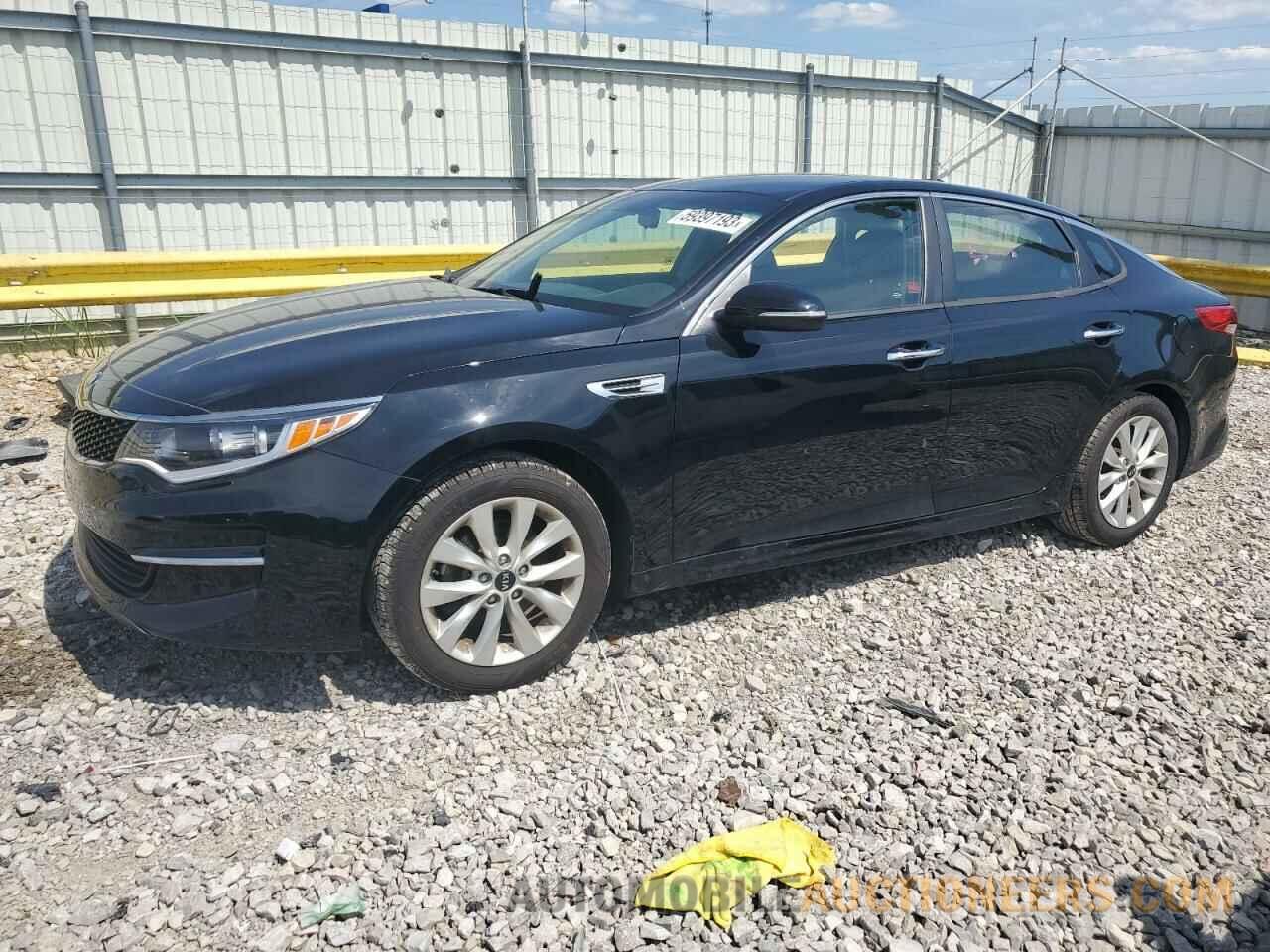 5XXGT4L32JG268339 KIA OPTIMA 2018