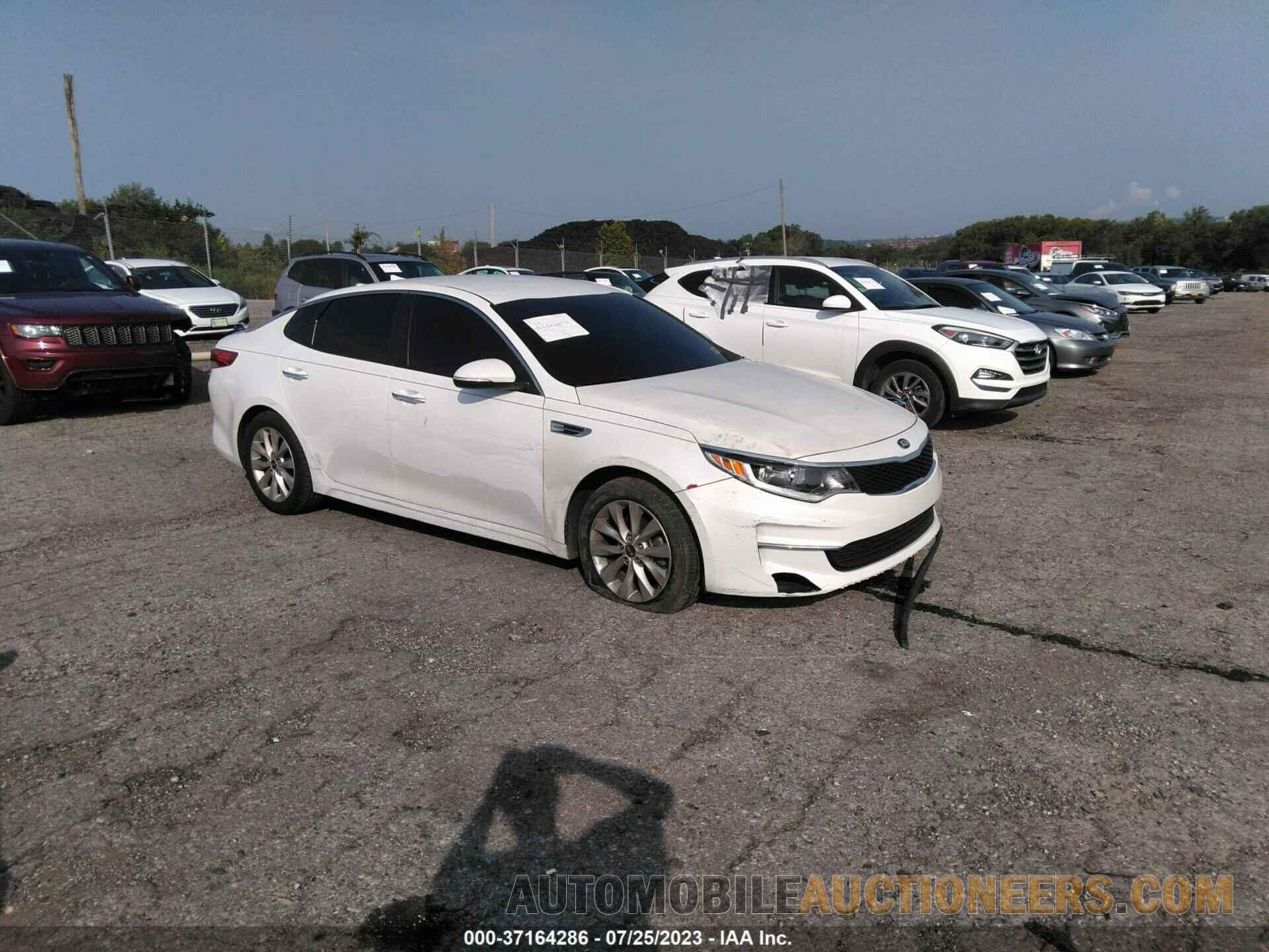 5XXGT4L32JG272536 KIA OPTIMA 2018