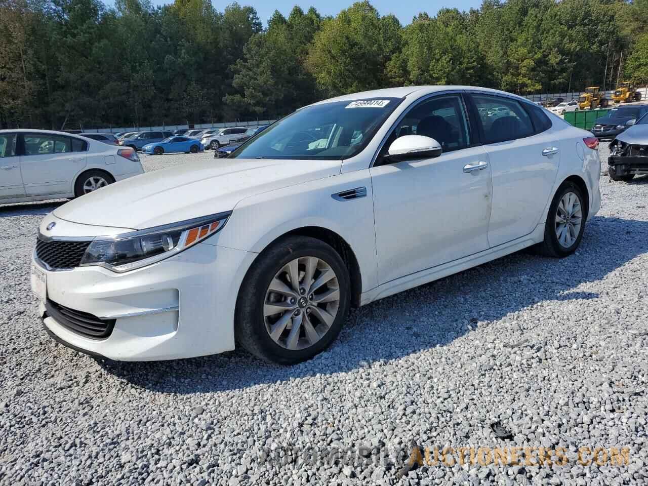 5XXGT4L32JG272939 KIA OPTIMA 2018