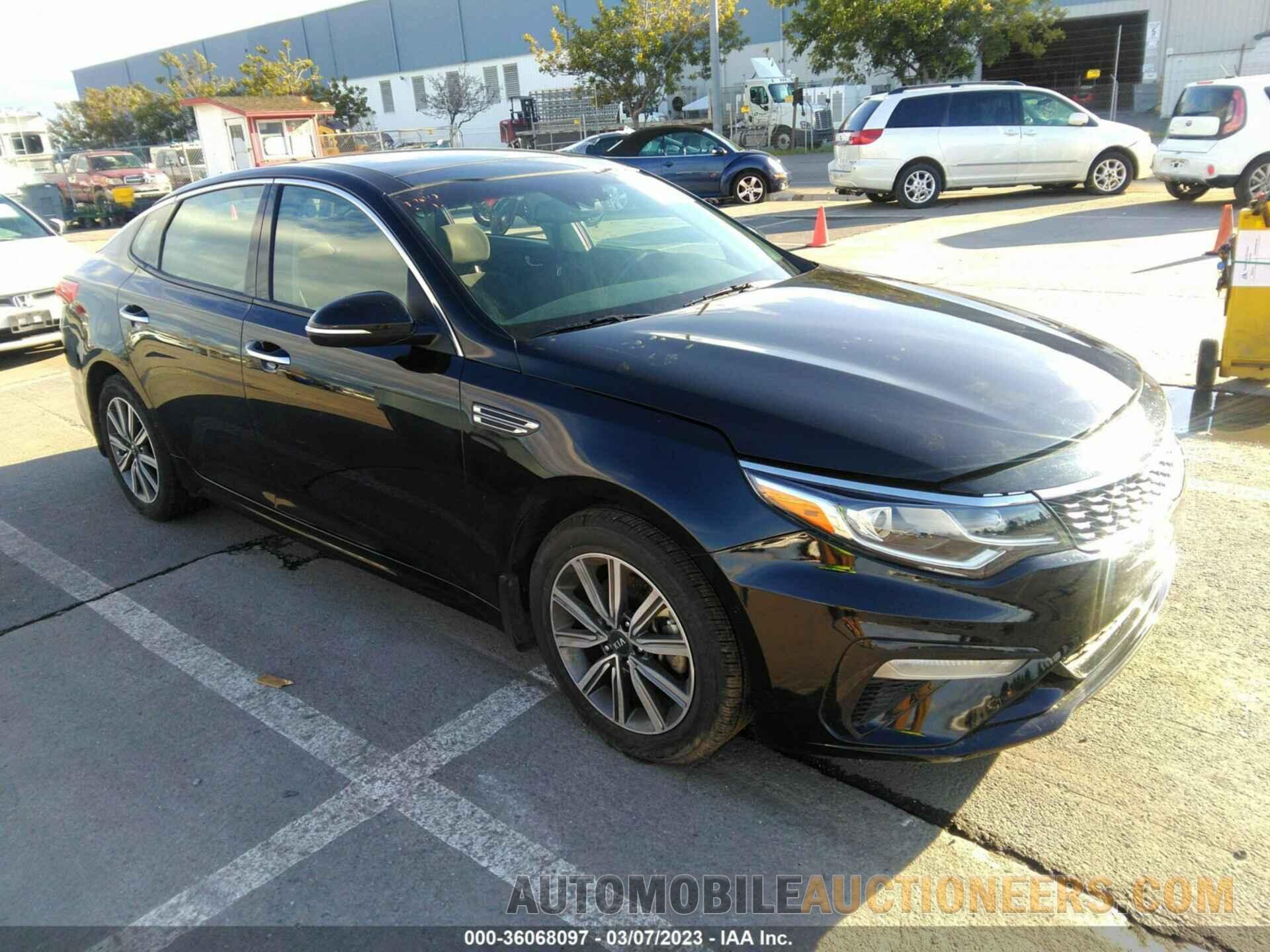 5XXGT4L32KG298877 KIA OPTIMA 2019