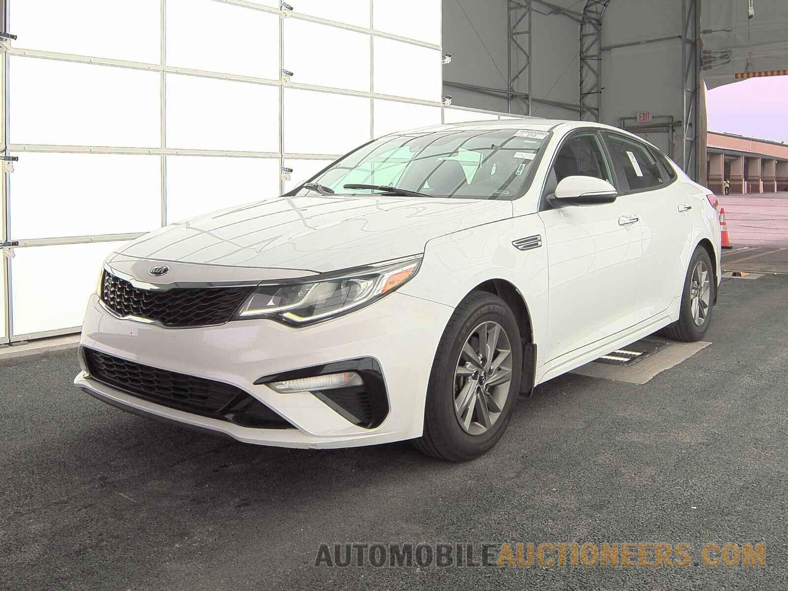 5XXGT4L32KG352517 Kia Optima 2019