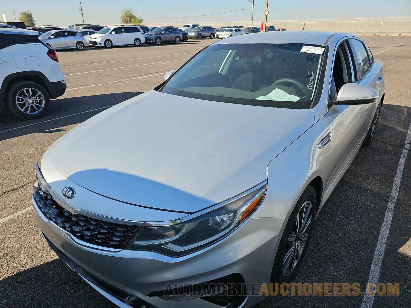 5XXGT4L32KG354137 Kia Optima 2019