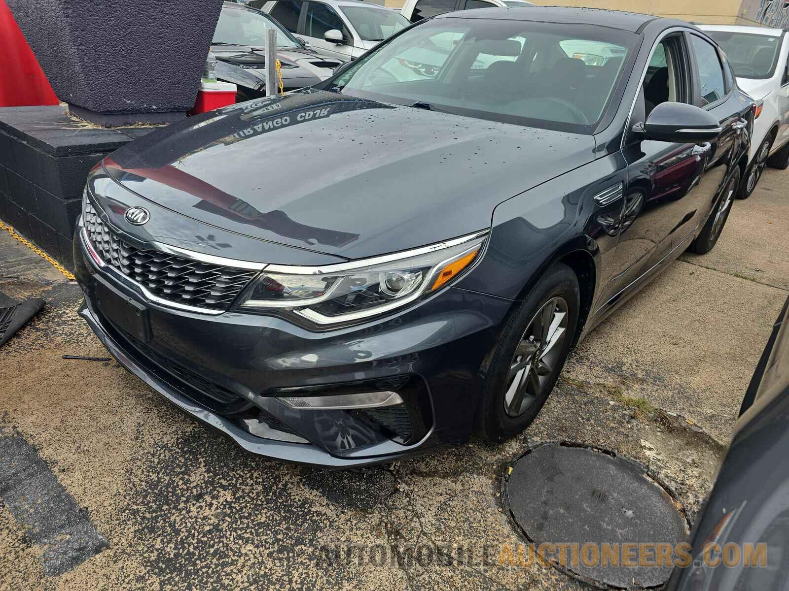 5XXGT4L32LG383008 Kia Optima 2020