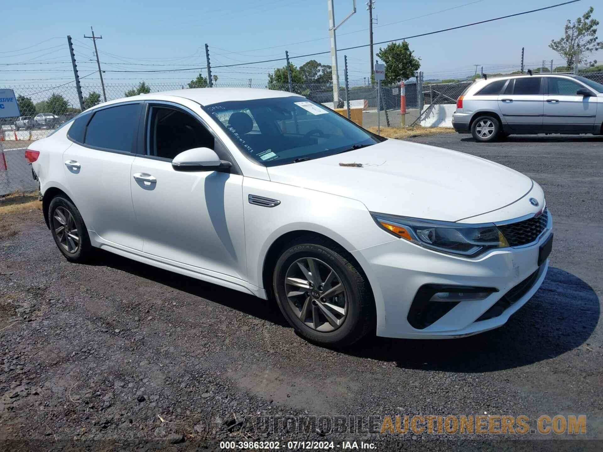 5XXGT4L32LG399967 KIA OPTIMA 2020