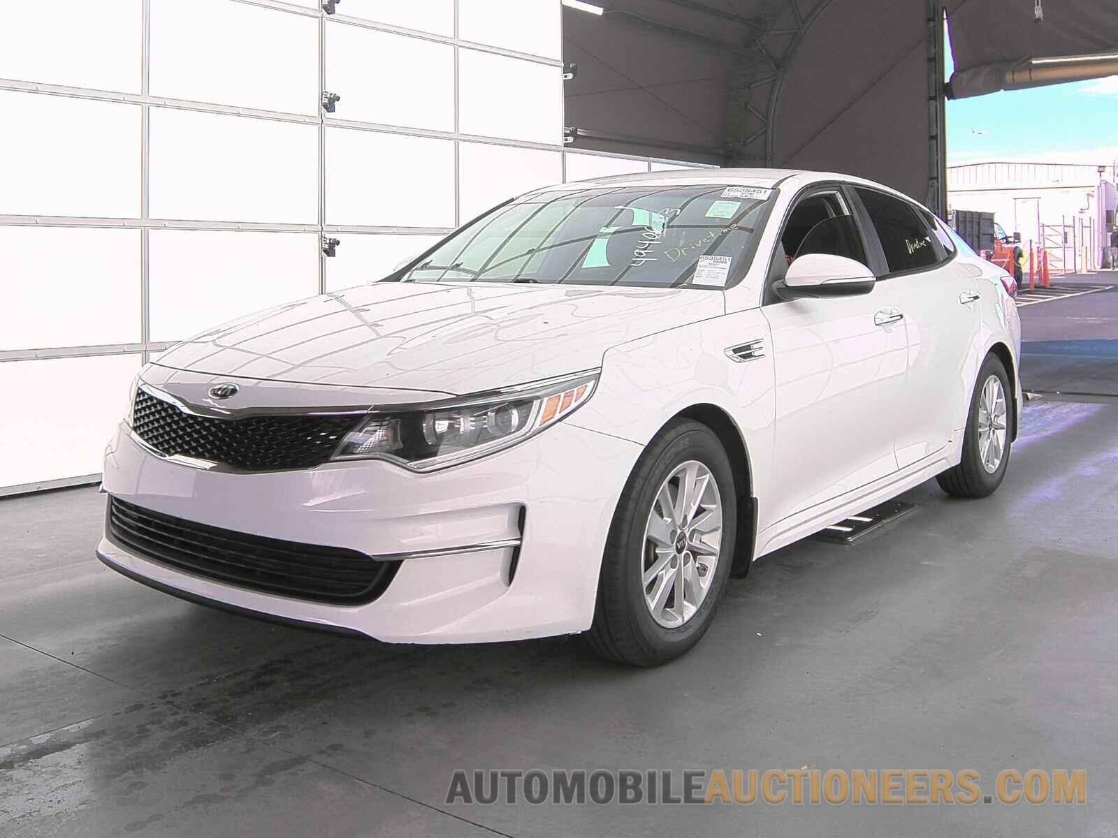 5XXGT4L33GG068420 Kia Optima 2016