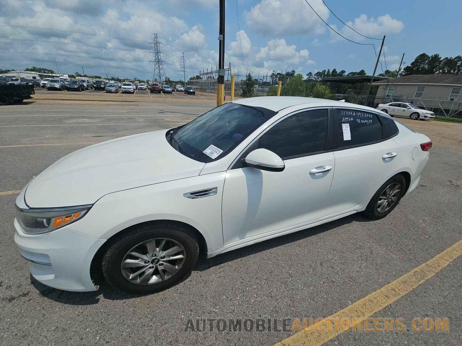 5XXGT4L33HG167370 Kia Optima 2017