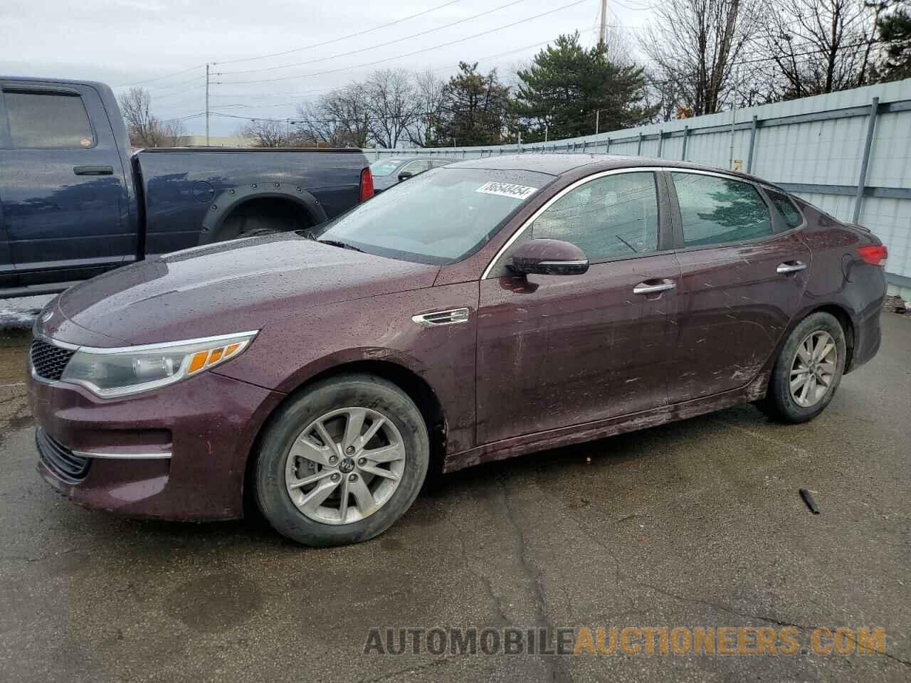 5XXGT4L33JG180772 KIA OPTIMA 2018