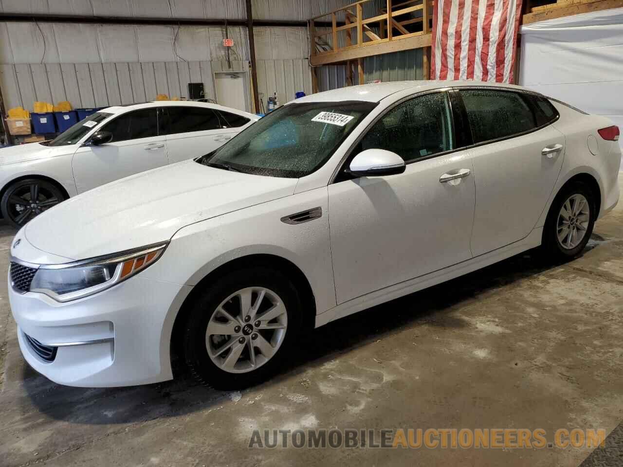 5XXGT4L33JG218095 KIA OPTIMA 2018