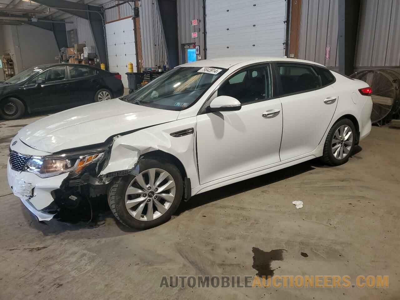 5XXGT4L33JG225239 KIA OPTIMA 2018