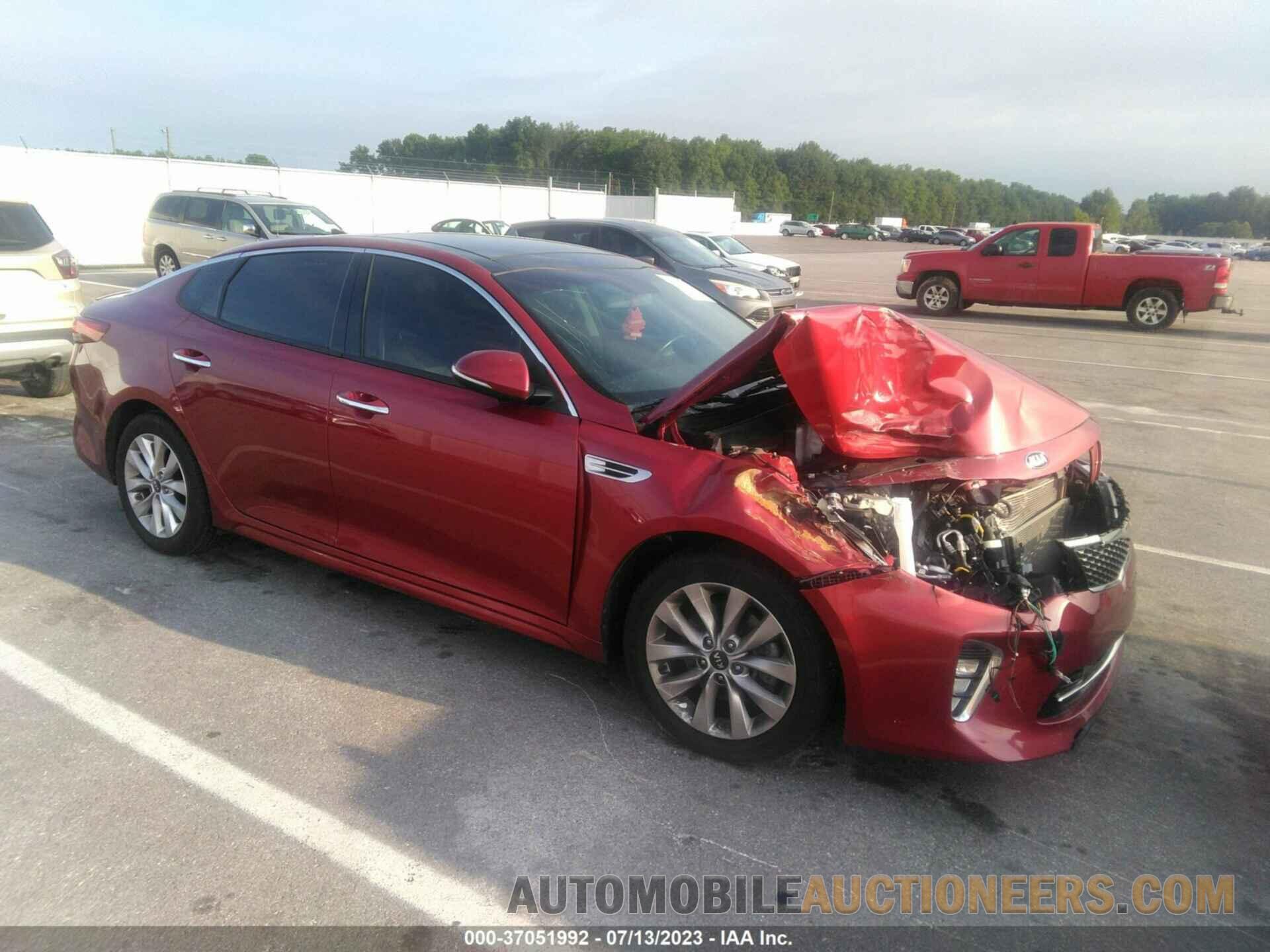 5XXGT4L33JG240257 KIA OPTIMA 2018